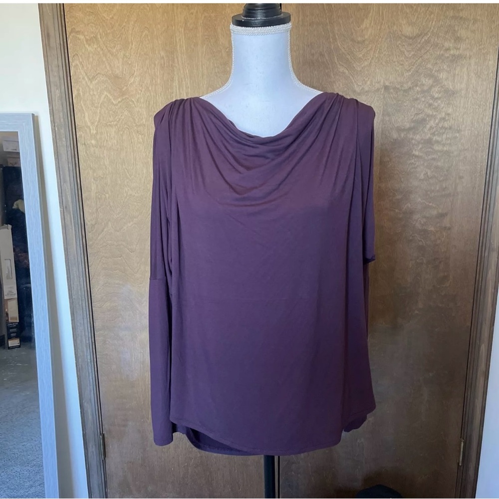 Women’s Express Super Soft Jersey Shirt Burgundy Medium NWT